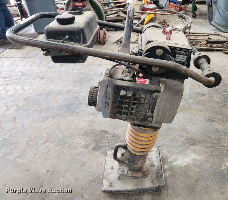 image for item DM7450 1998 Bomag BT60  plate compactor