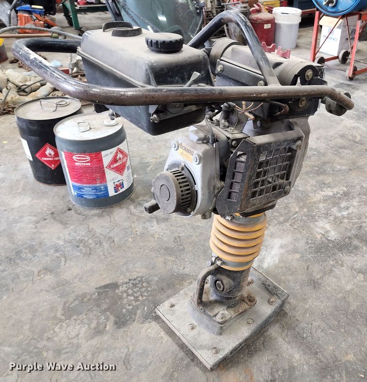 image for item DM7450 1998 Bomag BT60  plate compactor