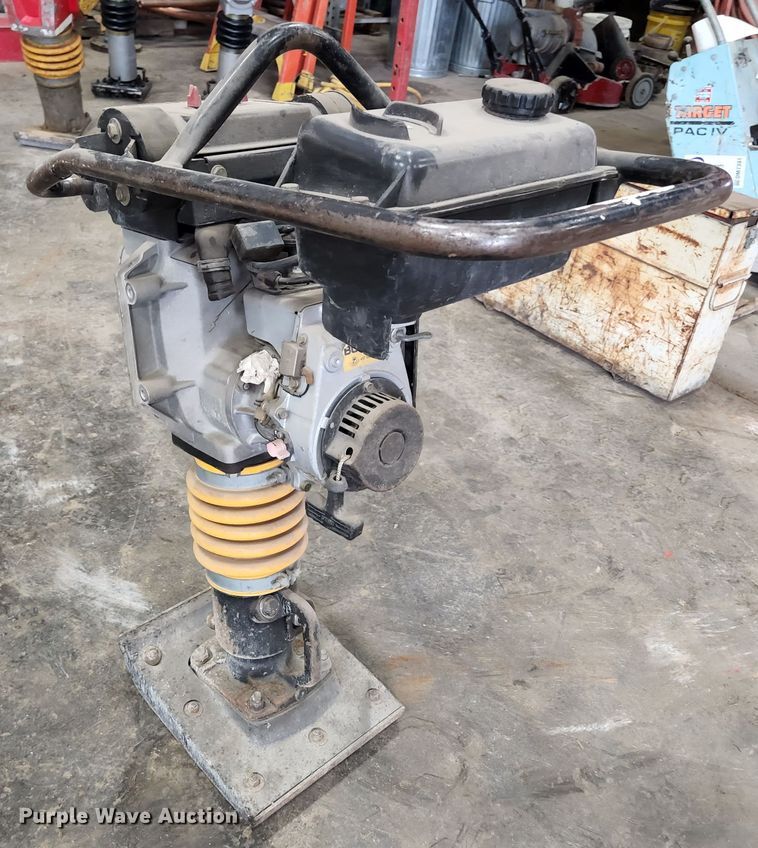 image for item DM7450 1998 Bomag BT60  plate compactor