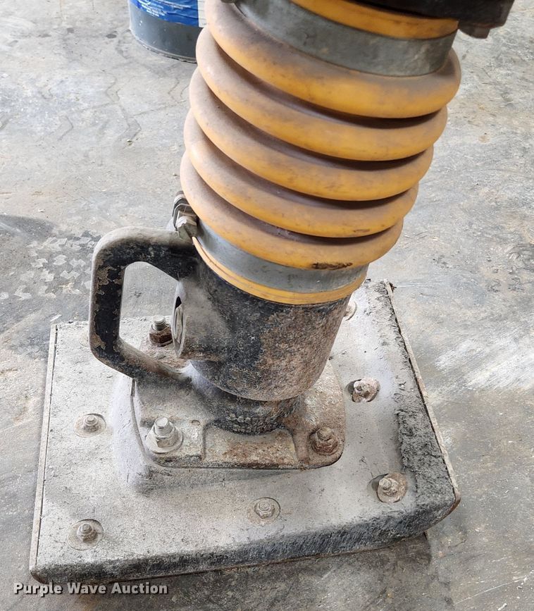 image for item DM7450 1998 Bomag BT60  plate compactor