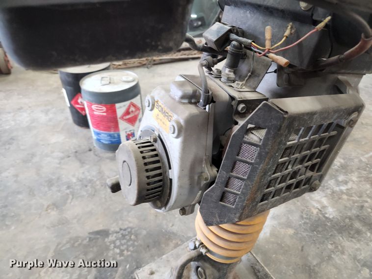 image for item DM7450 1998 Bomag BT60  plate compactor