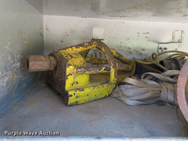 image for item DM7463 2011 Kenworth T800  sewer jetter truck