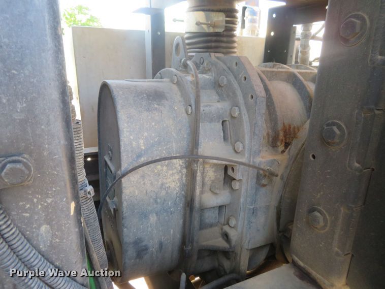 image for item DM7463 2011 Kenworth T800  sewer jetter truck