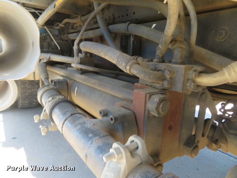 image for item DM7463 2011 Kenworth T800  sewer jetter truck