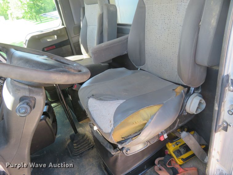 image for item DM7463 2011 Kenworth T800  sewer jetter truck