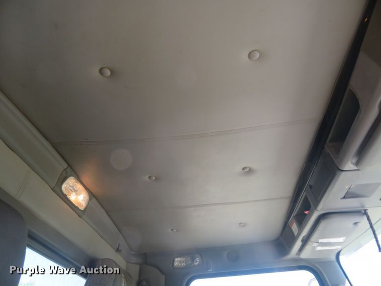 image for item DM7463 2011 Kenworth T800  sewer jetter truck