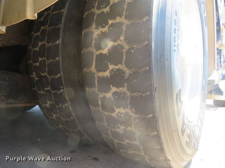 image for item DM7463 2011 Kenworth T800  sewer jetter truck