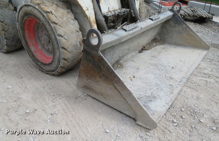 image for item DM7475 2015 Bobcat S570  skid steer loader