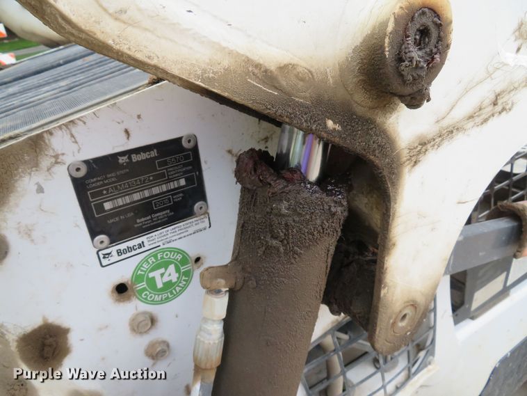 image for item DM7475 2015 Bobcat S570  skid steer loader