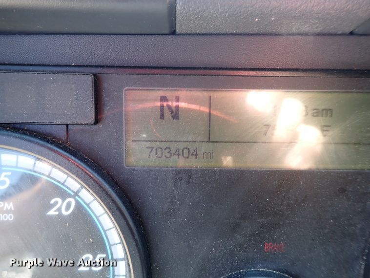 image for item DI1979 2015 Freightliner Cascadia  semi truck