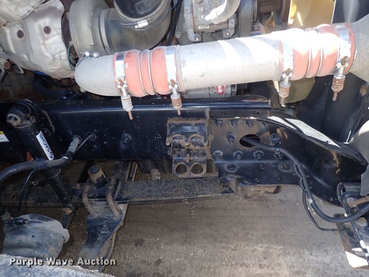 image for item DI1979 2015 Freightliner Cascadia  semi truck