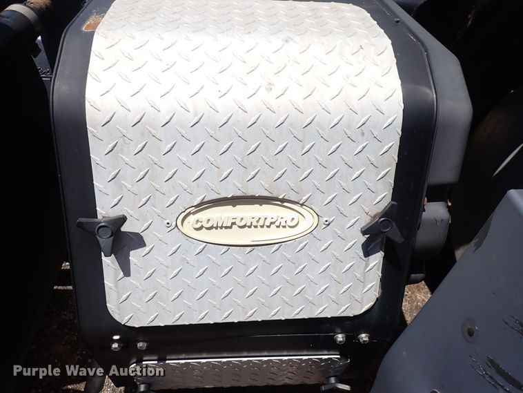 image for item DI1980 2014 Freightliner Cascadia  semi truck