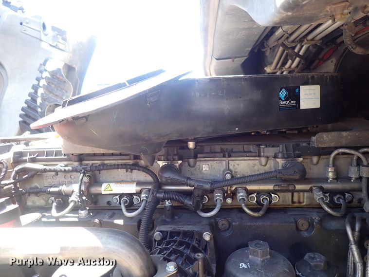 image for item DI1981 2015 Freightliner Cascadia  semi truck