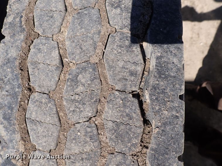 image for item DI1981 2015 Freightliner Cascadia  semi truck