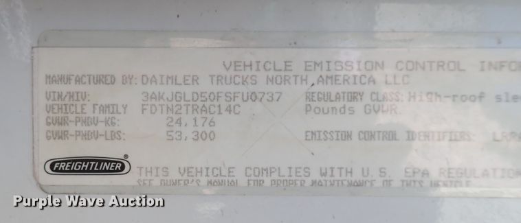 image for item DI1981 2015 Freightliner Cascadia  semi truck