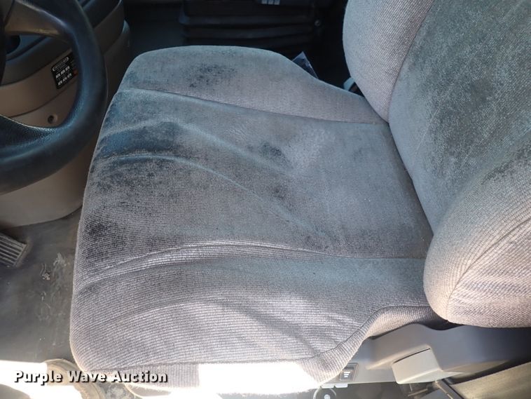 image for item DI1982 2015 Freightliner Cascadia  semi truck