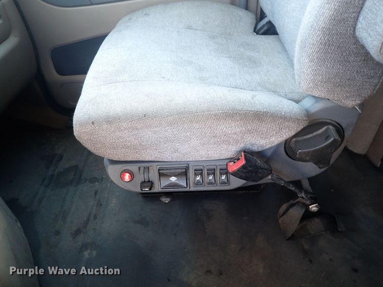 image for item DI1983 2012 Freightliner Cascadia  semi truck