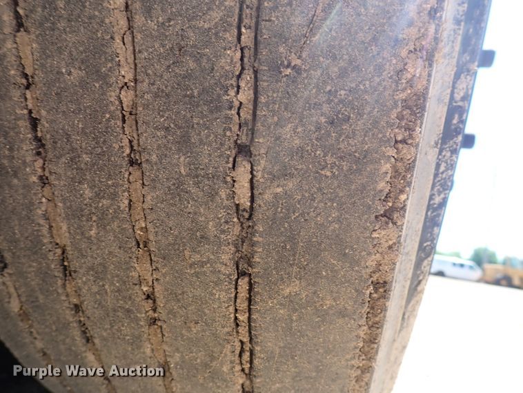 image for item DI1983 2012 Freightliner Cascadia  semi truck