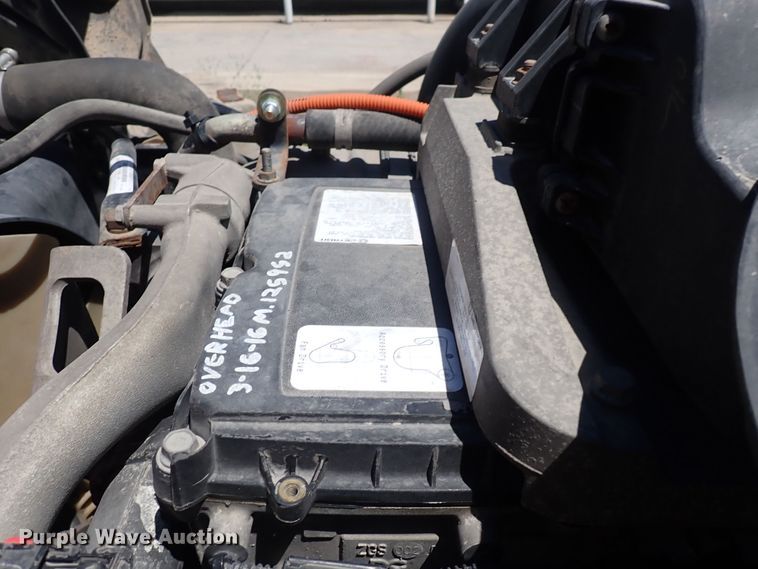 image for item DI1984 2016 Freightliner Cascadia  semi truck