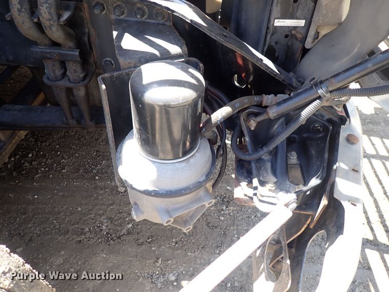 image for item DI1984 2016 Freightliner Cascadia  semi truck