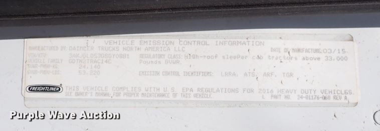 image for item DI1984 2016 Freightliner Cascadia  semi truck