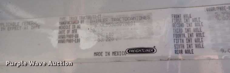 image for item DI1984 2016 Freightliner Cascadia  semi truck