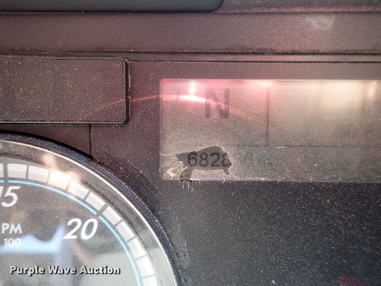 image for item DI1987 2016 Freightliner Cascadia  semi truck