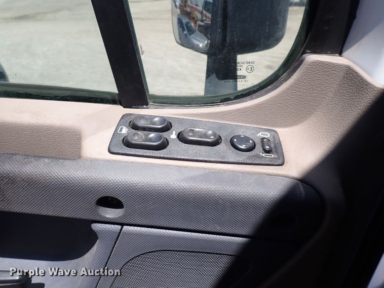 image for item DI1987 2016 Freightliner Cascadia  semi truck