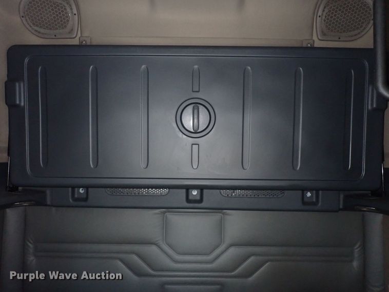 image for item DI1987 2016 Freightliner Cascadia  semi truck