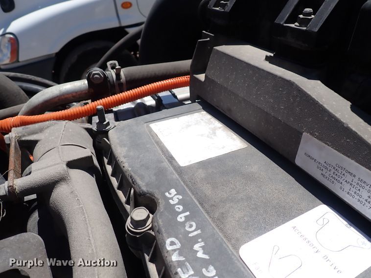 image for item DI1987 2016 Freightliner Cascadia  semi truck