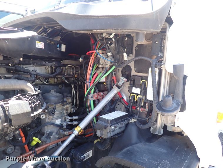 image for item DI1987 2016 Freightliner Cascadia  semi truck