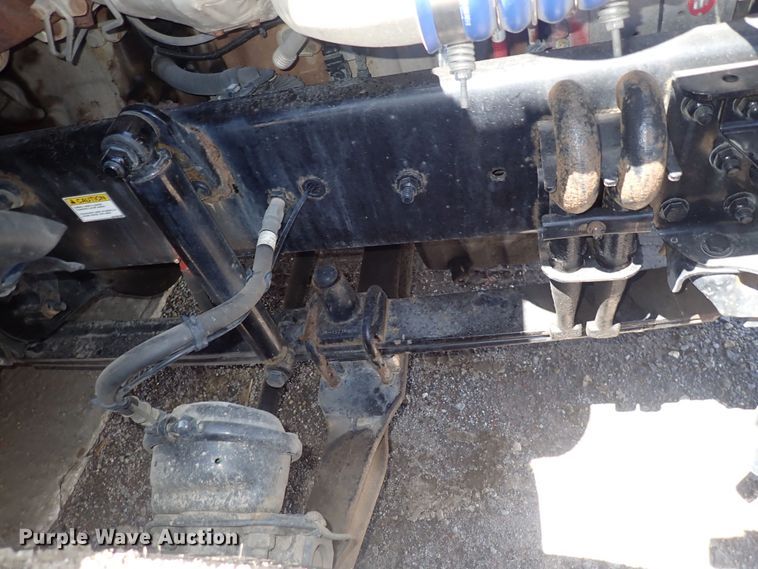 image for item DI1987 2016 Freightliner Cascadia  semi truck