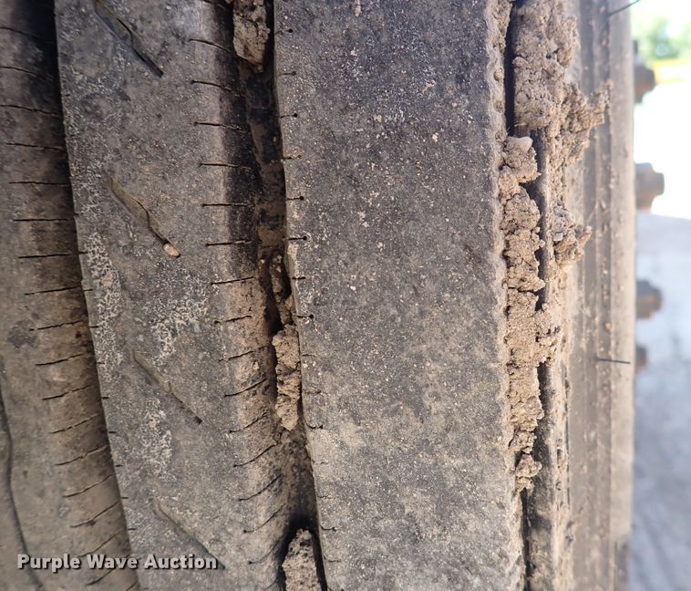 image for item DI1987 2016 Freightliner Cascadia  semi truck