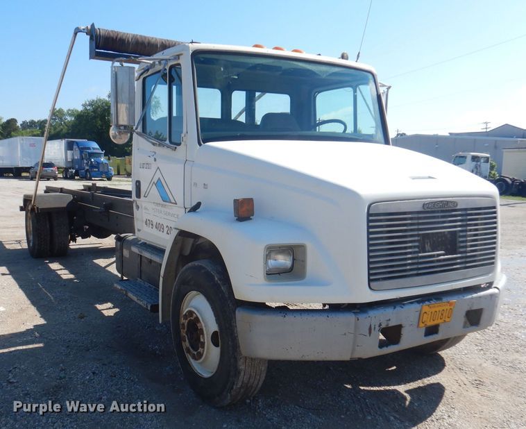 image for item DJ3828 1994 Freightliner FL70  roll-off container truck