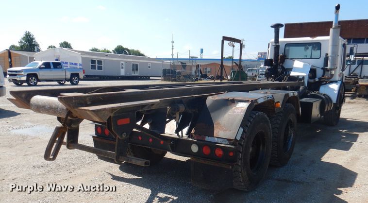 image for item DJ3829 1996 Mack MR  roll-off container truck