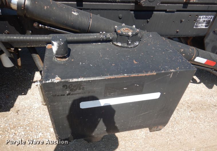 image for item DJ3829 1996 Mack MR  roll-off container truck