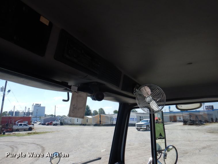 image for item DJ3830 1998 Freightliner FL70  roll-off container truck