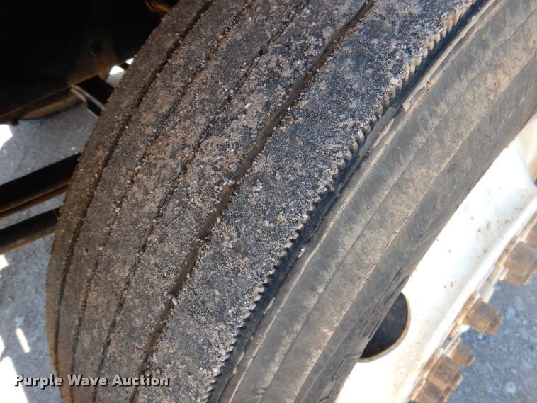 image for item DJ3830 1998 Freightliner FL70  roll-off container truck