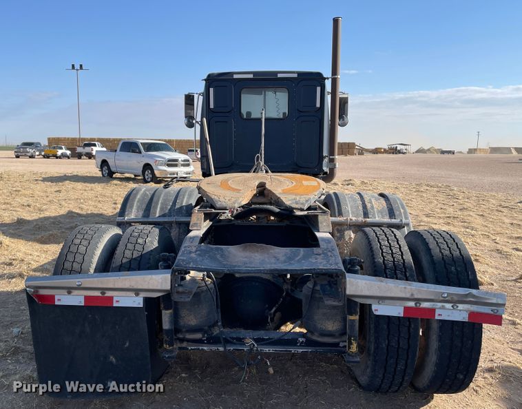image for item DJ5117 1998 Western Star 4964EX  semi truck