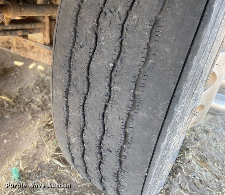 image for item DJ5117 1998 Western Star 4964EX  semi truck