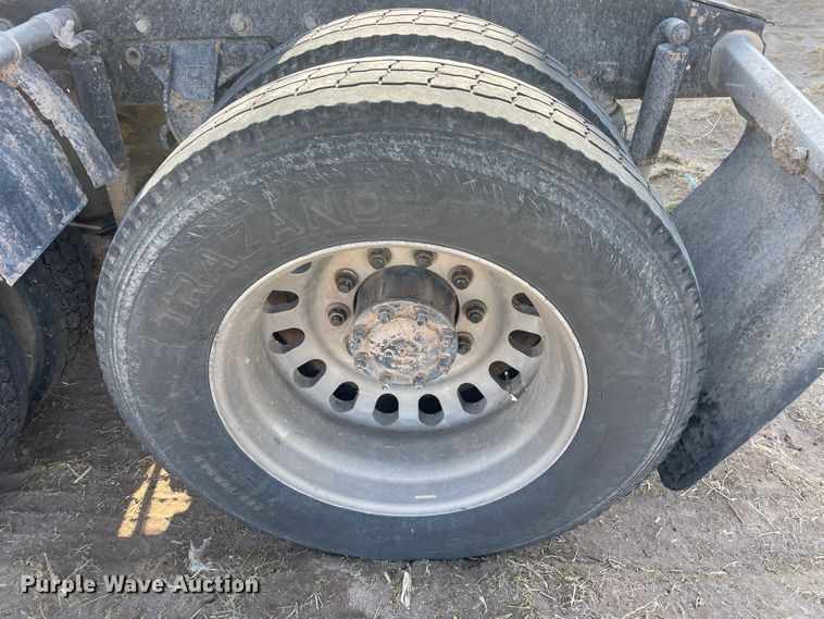 image for item DJ5117 1998 Western Star 4964EX  semi truck