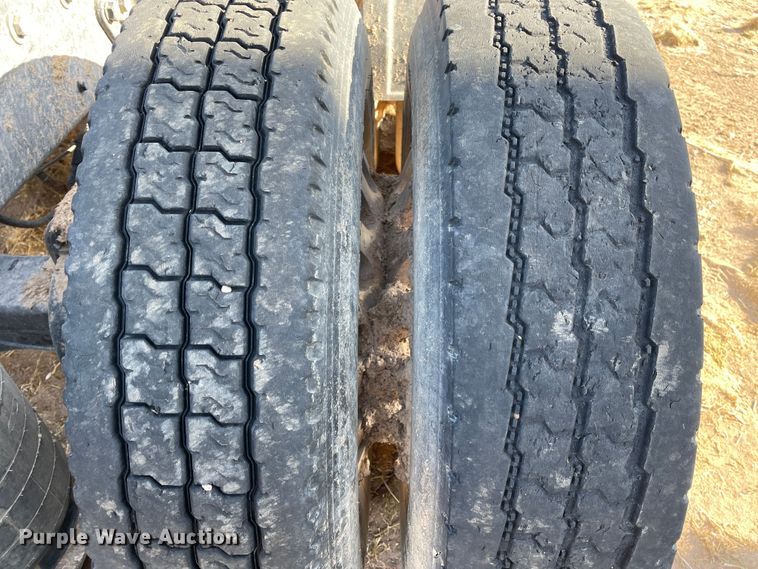 image for item DJ5117 1998 Western Star 4964EX  semi truck