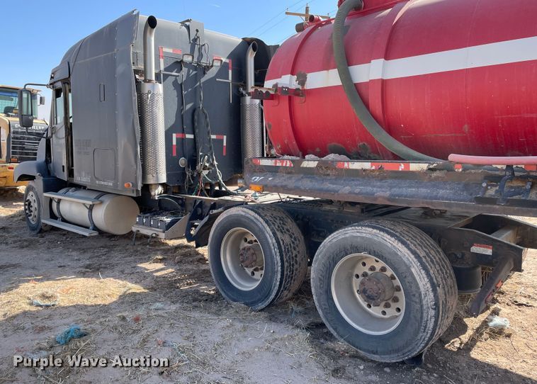 image for item DJ5120 2002 Freightliner ST120  truck cab and chassis