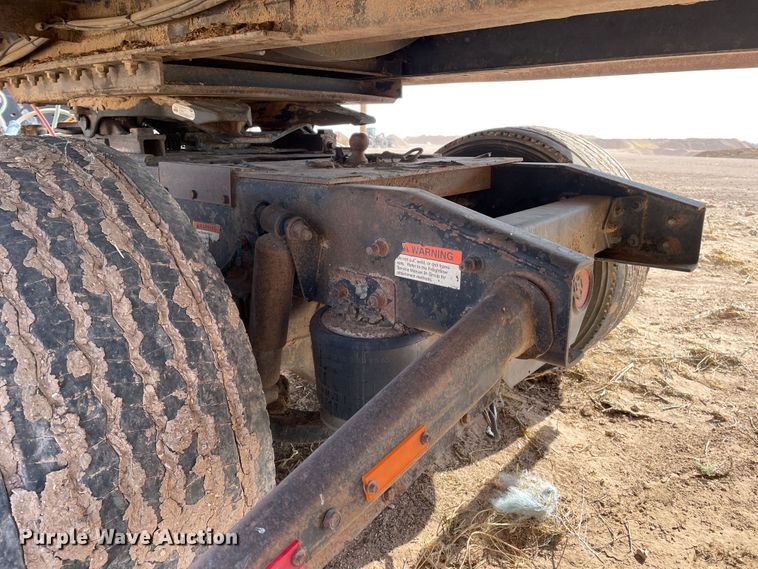 image for item DJ5120 2002 Freightliner ST120  truck cab and chassis