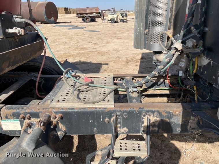 image for item DJ5120 2002 Freightliner ST120  truck cab and chassis