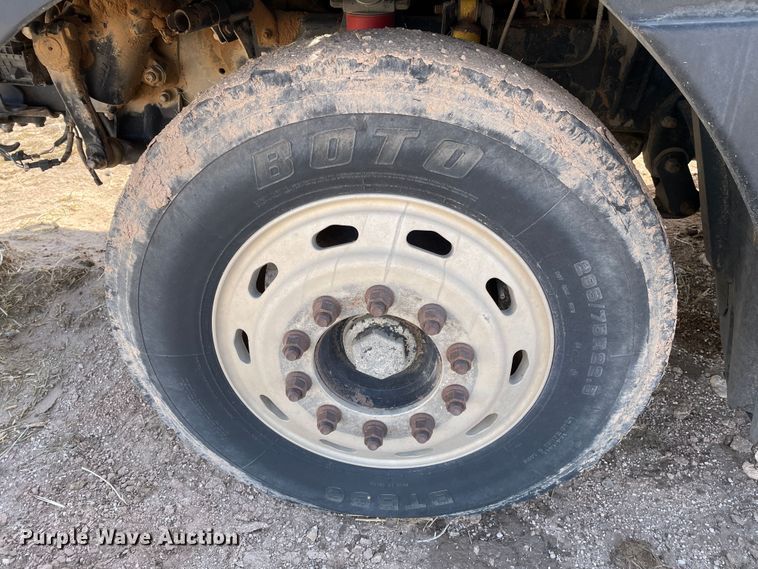 image for item DJ5120 2002 Freightliner ST120  truck cab and chassis