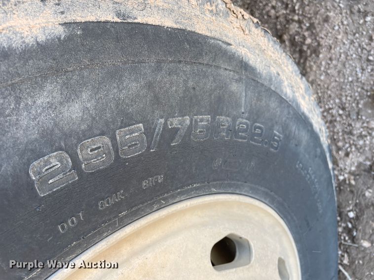 image for item DJ5120 2002 Freightliner ST120  truck cab and chassis