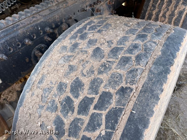 image for item DJ5120 2002 Freightliner ST120  truck cab and chassis