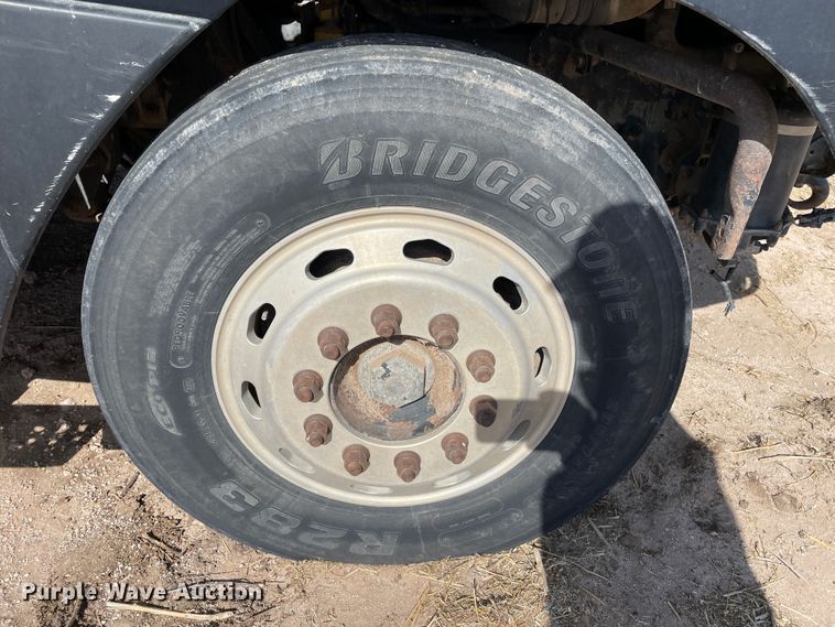 image for item DJ5120 2002 Freightliner ST120  truck cab and chassis