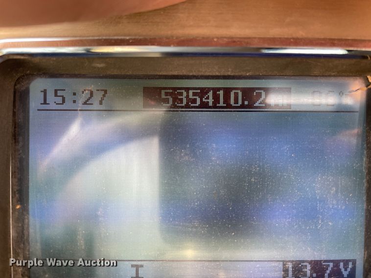 image for item DJ5127 2009 Mack CHU613  semi truck